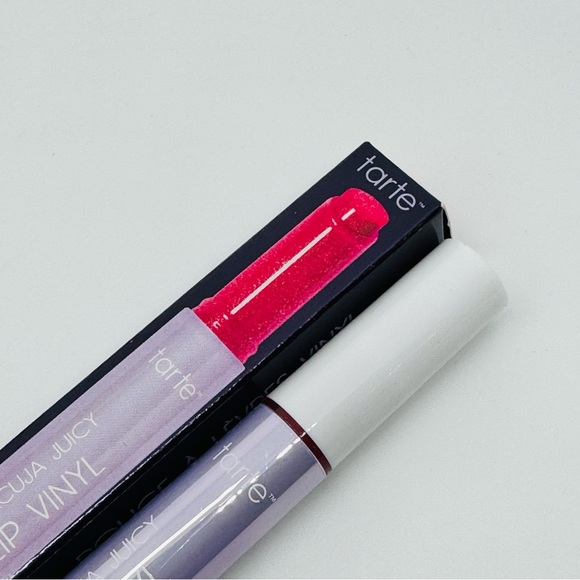 Shimmering Bright Pink Tarte Maracuja Juicy Lip Vinyl Shimmer Brand New in Box - Picture 3 of 15